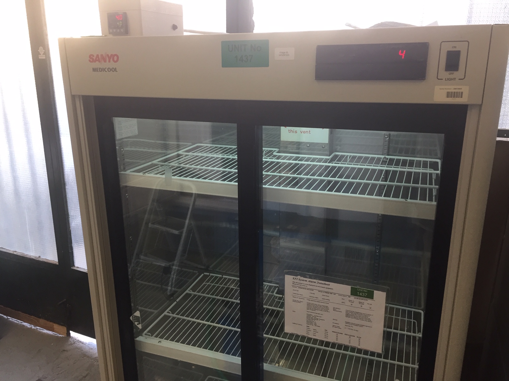 Sanyo Medicool MPR-513 Pharmaceutical Refrigerator, Refurbished - Image 3