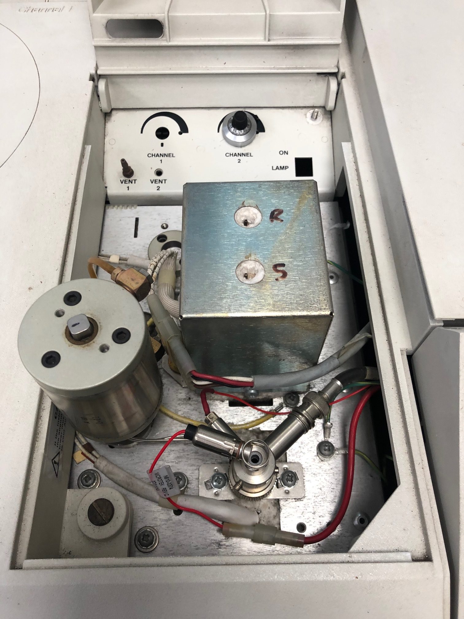Refurbished Perkin Elmer ARNEL LPG GAS ANALYSER, Refurbished - Image 7