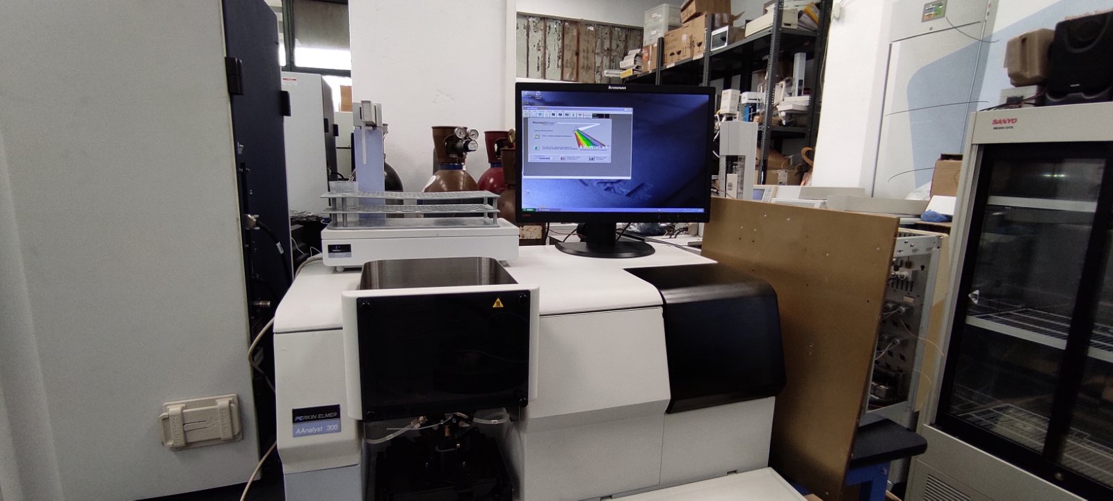 Atomic Absorption Perkin Elmer AAnalyst 300 with autosampler AS 90 Plus AAwinlab Software, Refurbished - Image 6