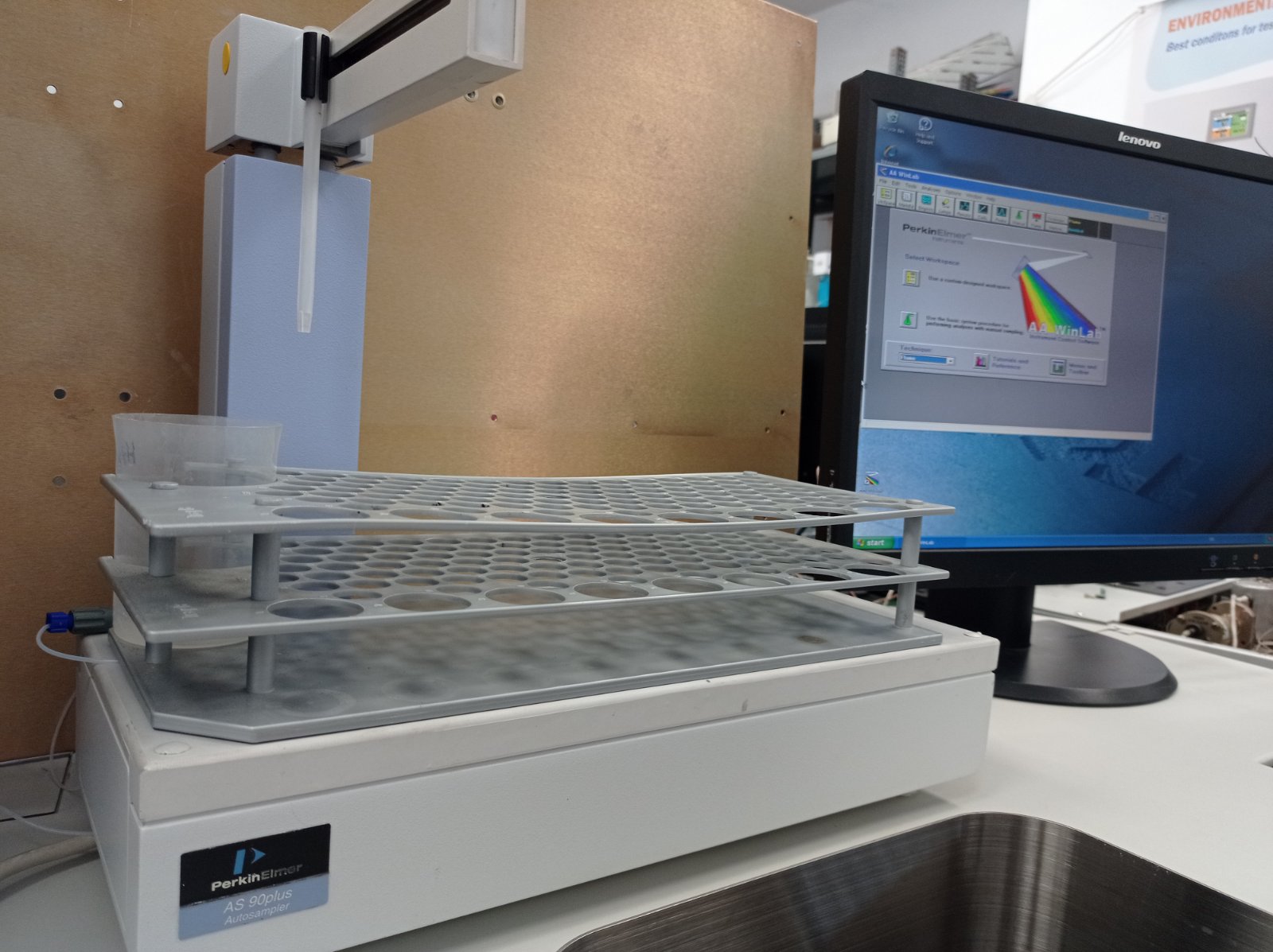 Atomic Absorption Perkin Elmer AAnalyst 300 with autosampler AS 90 Plus AAwinlab Software, Refurbished - Image 7