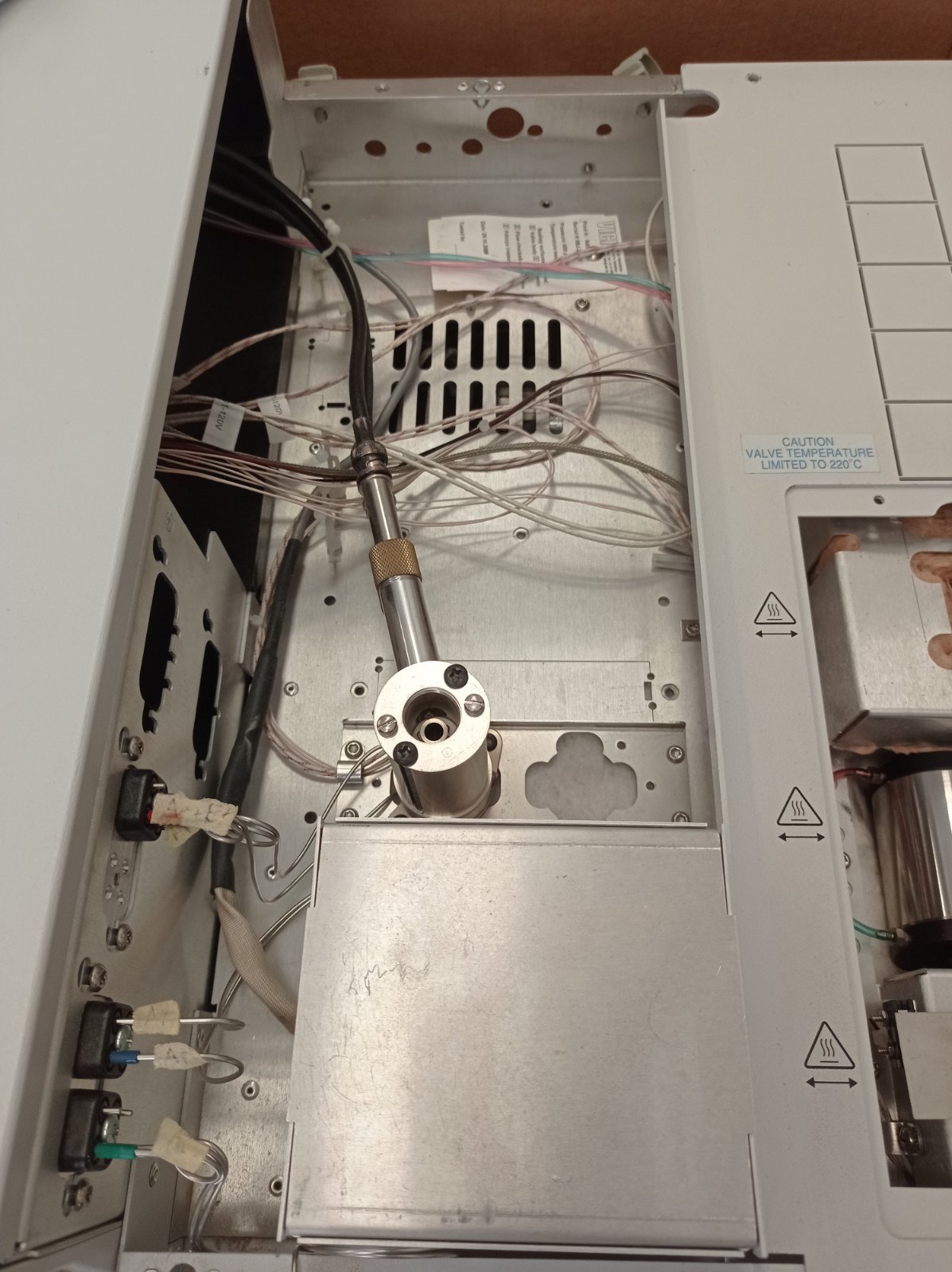 Bruker Varian 450-GC Gas Chromatograph w/ PWOC Inlet, TCD / FID Detector, Valve, Refurbished - Image 6