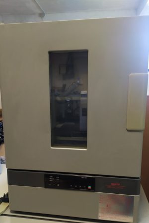 Sanyo Drying Oven, MOV-112, Refurbished
