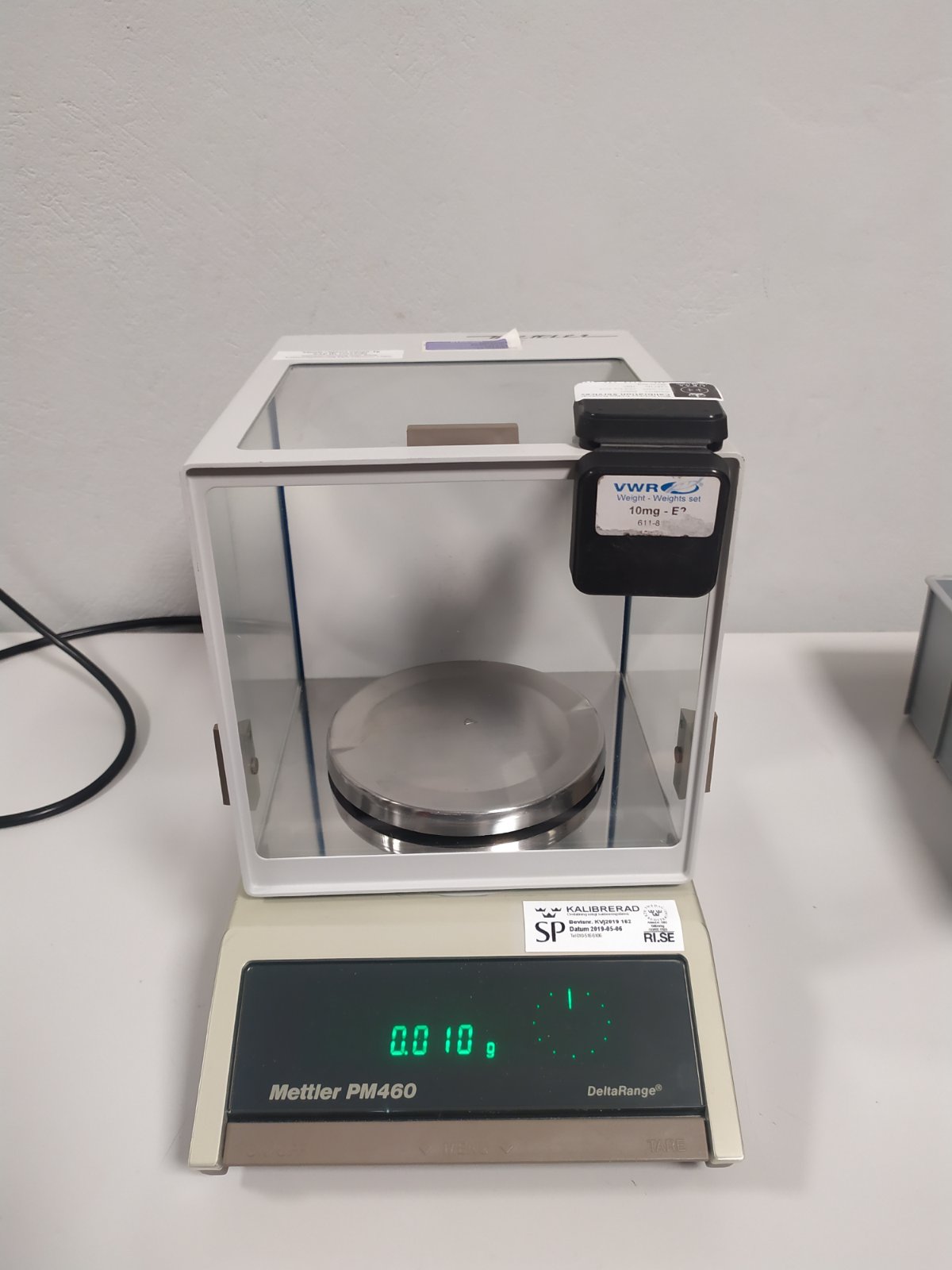 Mettler Toledo PM460 Analytical Balance, Refurbished - Image 9