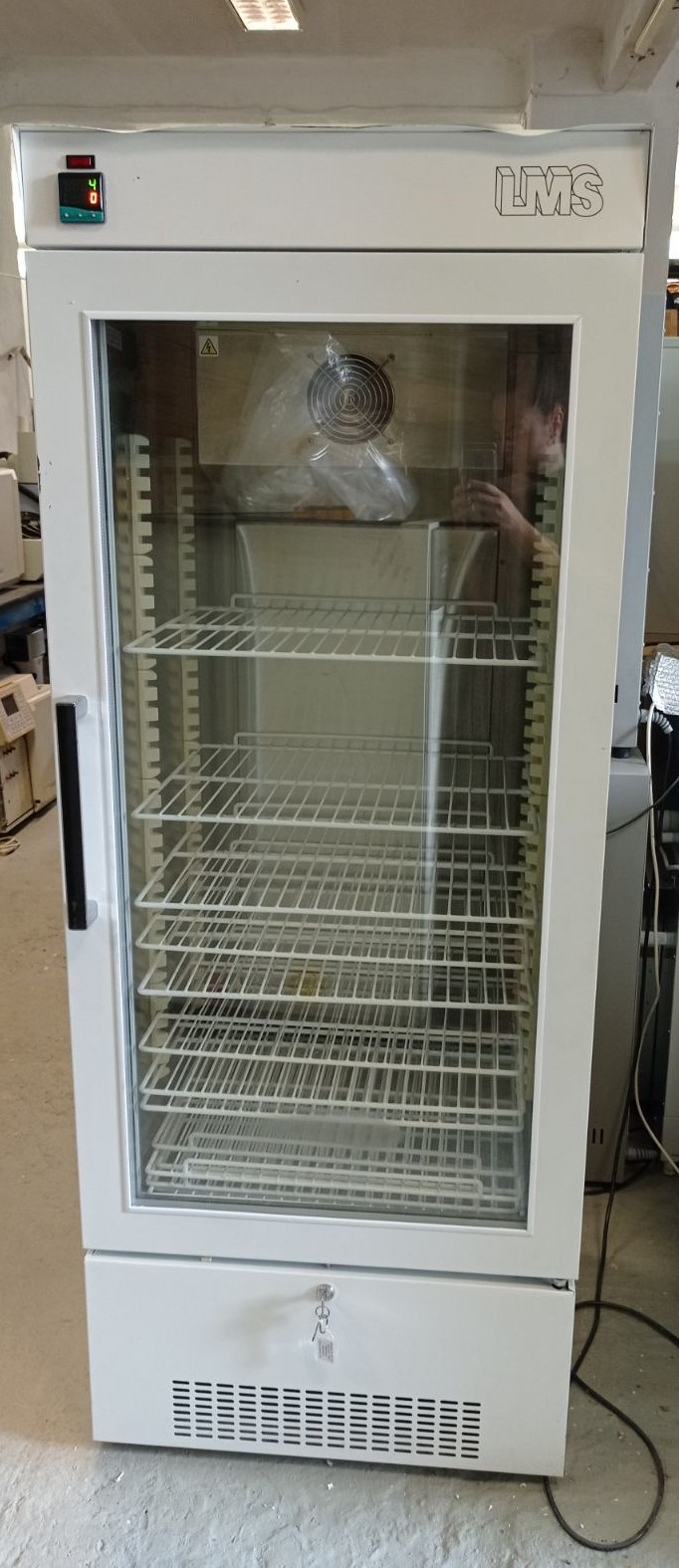 LMS 300NPDG Cooled Incubator - Double Glazed Door, Refurbished - Image 2