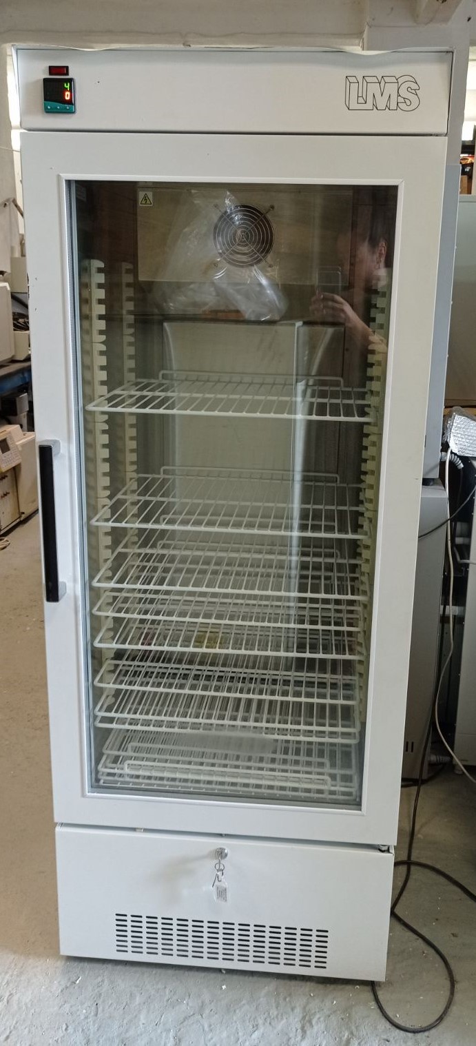 LMS 300NPDG Cooled Incubator - Double Glazed Door, Refurbished