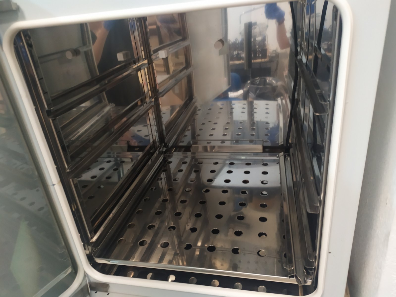 RS Biotech Galaxy 001 CO2 Incubator, Refurbished - Image 11