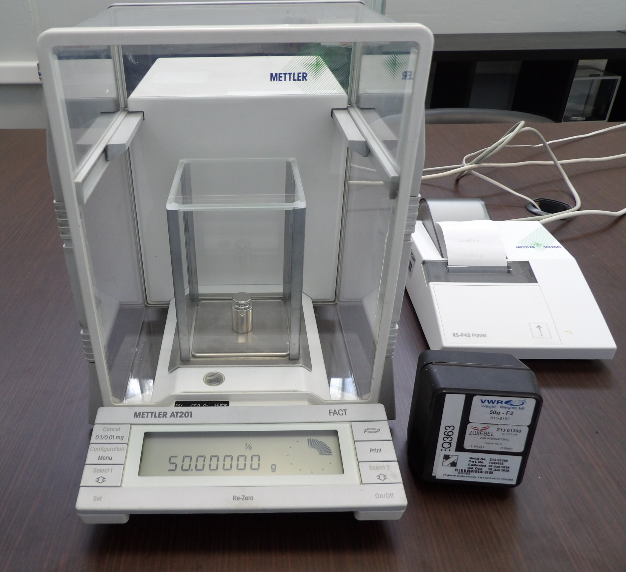 Mettler Toledo AT201 with RS-P42 Printer, Refurbished - Image 2