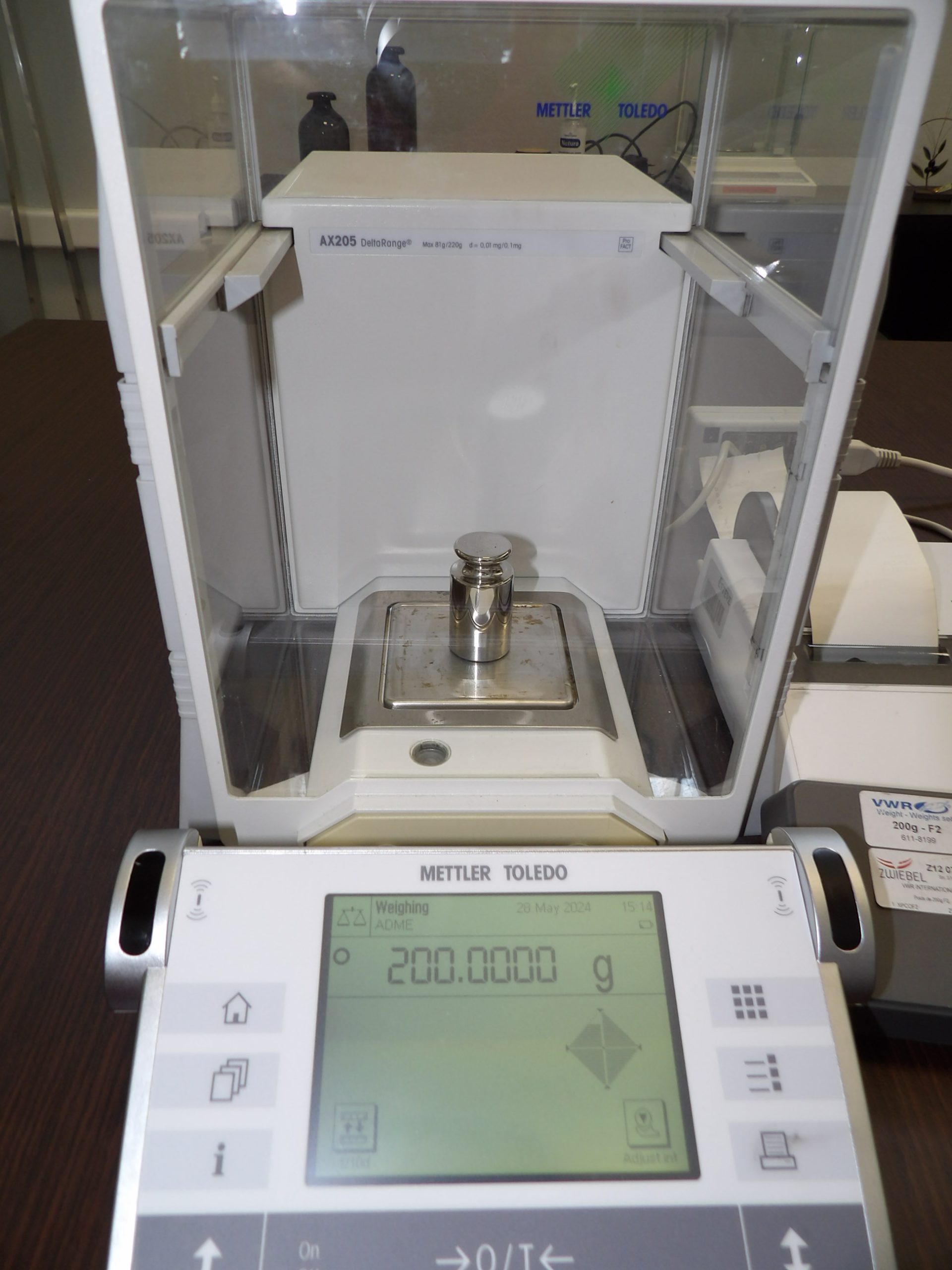 Mettler Toledo AX205 Delta Range with RS-P42 Printer, Refurbished - Image 5