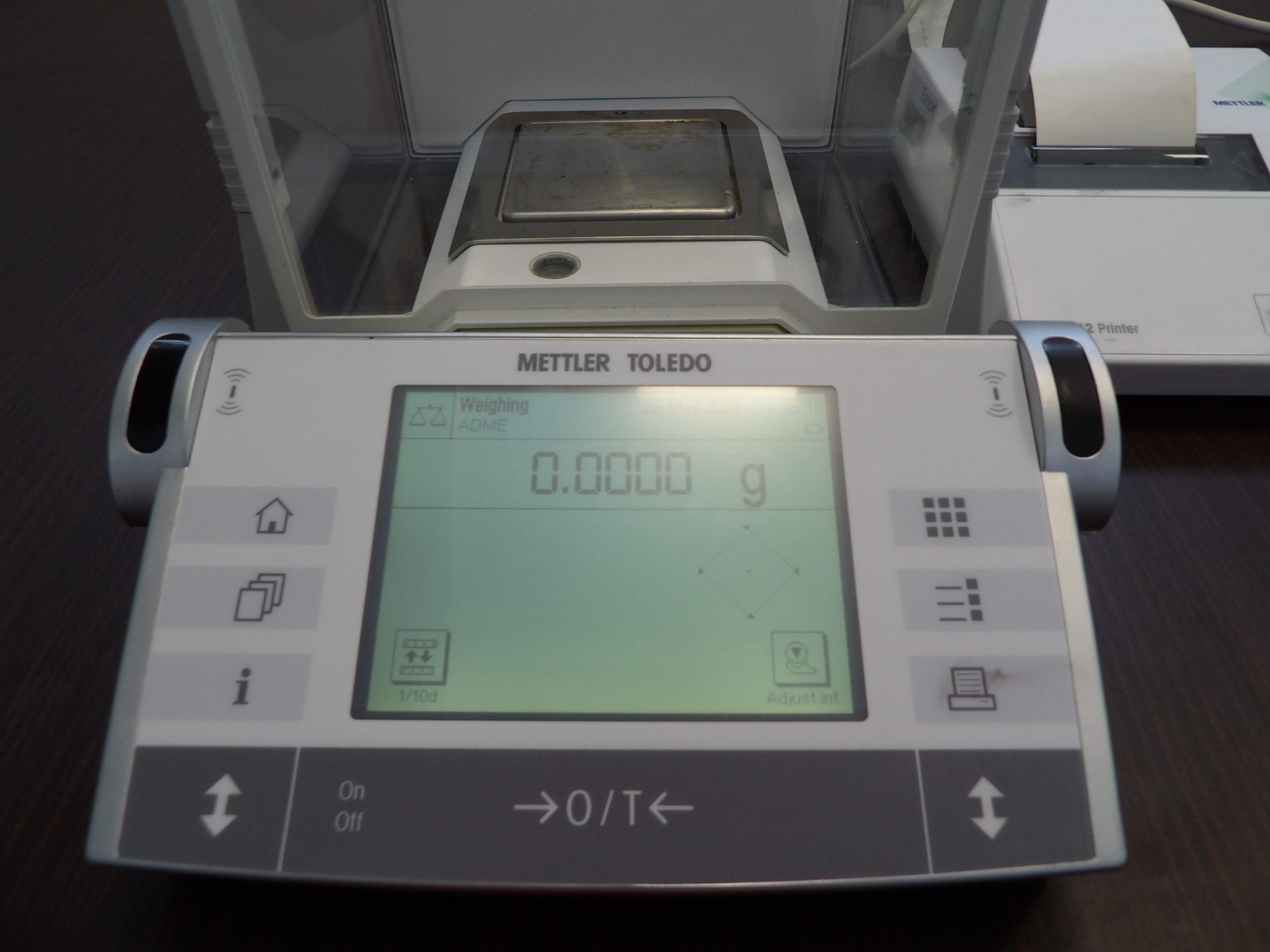 Mettler Toledo AX205 Delta Range with RS-P42 Printer, Refurbished - Image 7