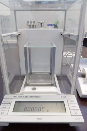 Mettler Toledo AT261 DR with RS-P42 Printer, Refurbished